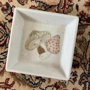 Otagiri Trinket Dish: Vintage Mushroom Theme